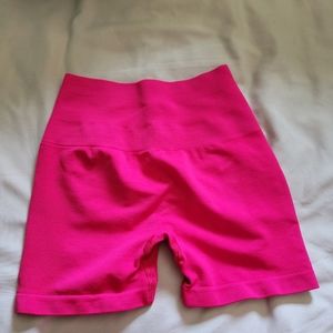 Alphalete amplify shorts